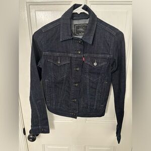 EUC Women’s Levi’s Jean Jacket Size XS